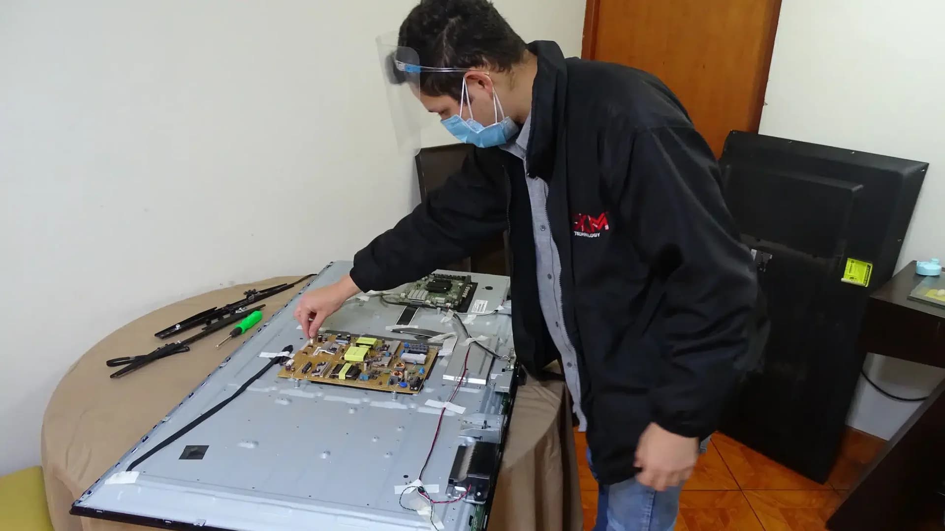 Servicio Técnico Autorizado en Lima - GKM Technology
